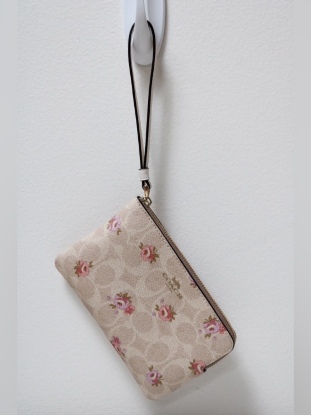 Coach signature logo corner Zip wristlet